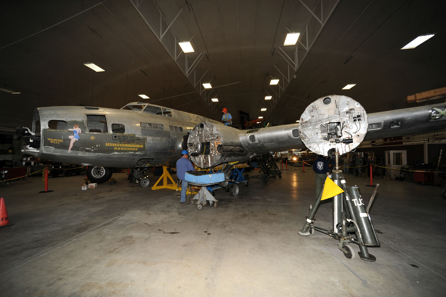 B-17 MEMPHIS BELLE UNDERGOES RESTORATION MILESTONES