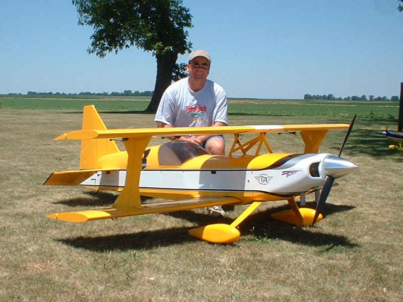 giant scale ultimate biplane