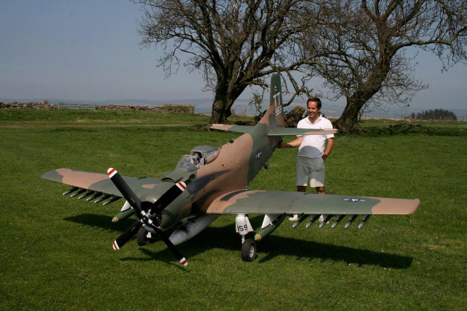 Super-size Skyraider - Model Airplane News