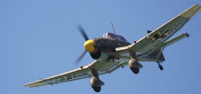 RC Airplanes – Road to Top Gun — Phil Crandon’s Junkers Ju 87 Stuka