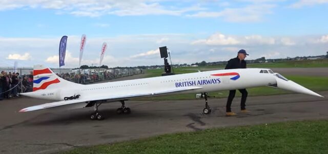 WATCH: The World's Largest RC Airliner Actually Flies